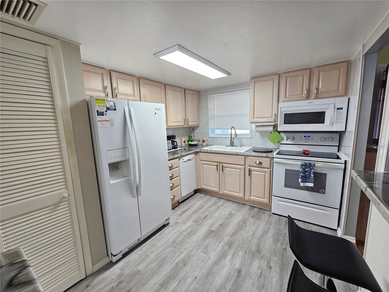 5896 Palm Ln #C27 - Photo 6 of 17