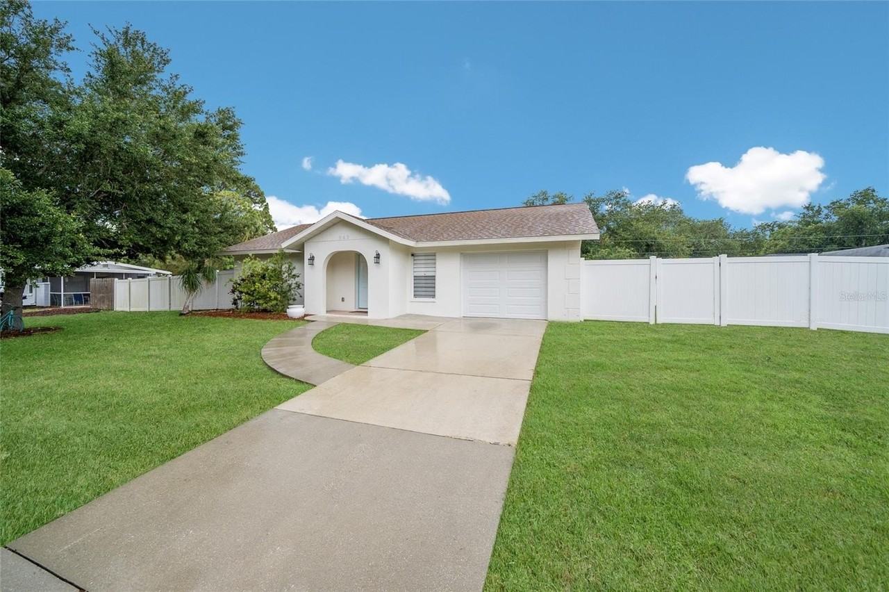 643 Mobile Rd