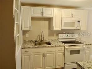 4204 N Manhattan Ave - Photo 2 of 8