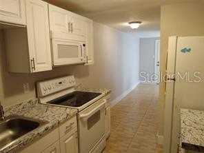 4204 N Manhattan Ave - Photo 3 of 8