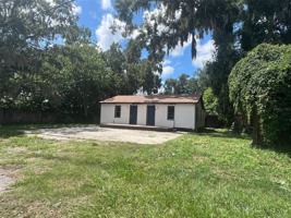 featured image of 1290 Henson Ln #2