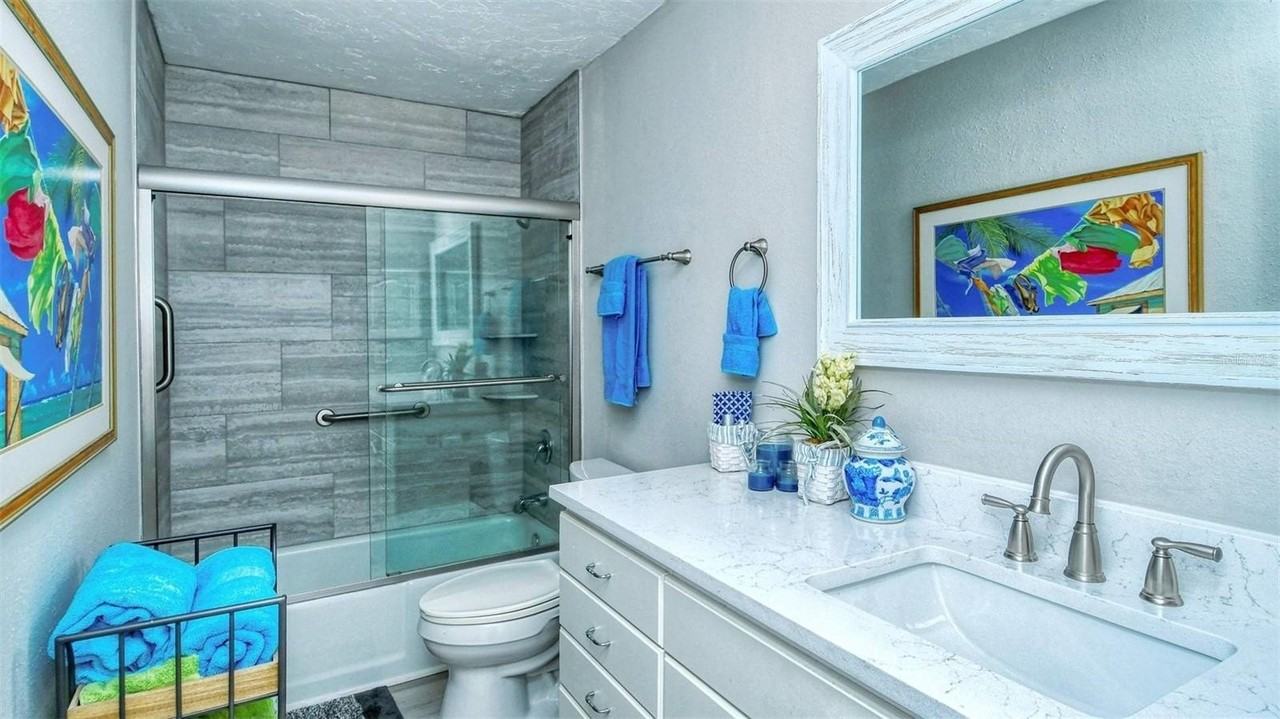 1255 E Peppertree Dr #305 - Photo 5 of 18