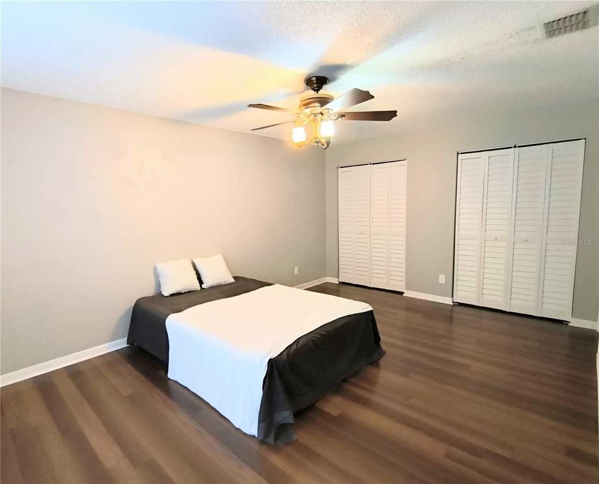 201 S Arrawana Ave #L - Photo 6 of 10