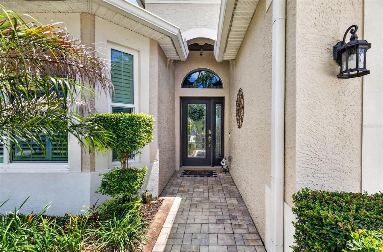 31218 Alchester Dr - Photo 3 of 50