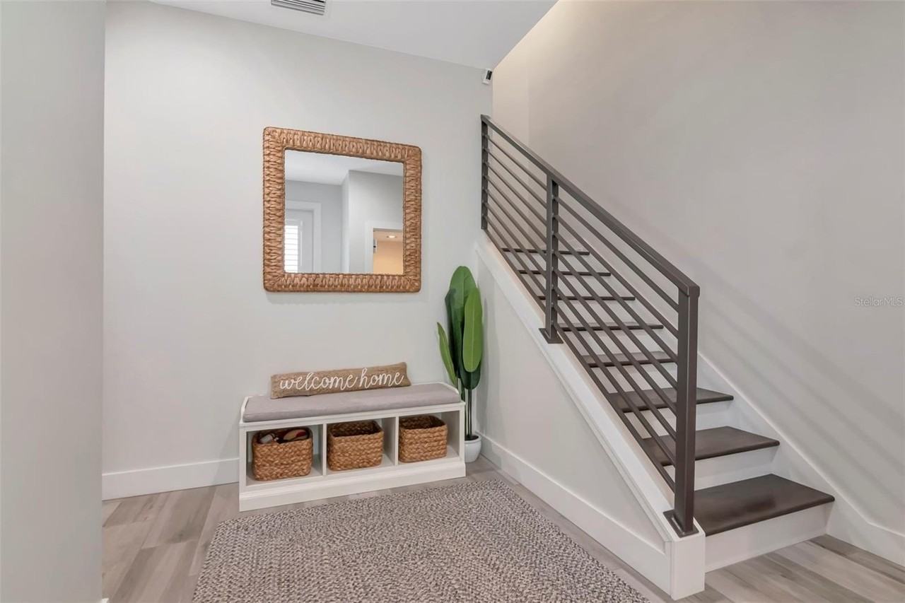 536 4th Ave S #2A - Photo 5 of 50
