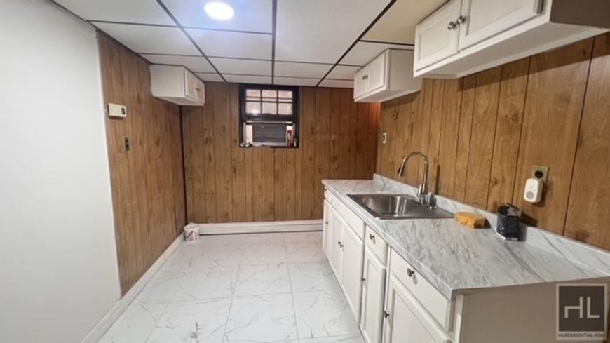 162 E 57th St - Photo 2 of 10