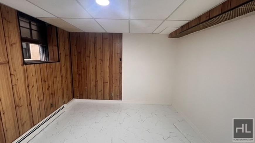 162 E 57th St - Photo 3 of 10