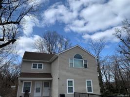 featured image of 32 Hammond Rd