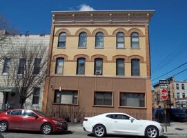 featured image of 690 Fairview Ave #1B