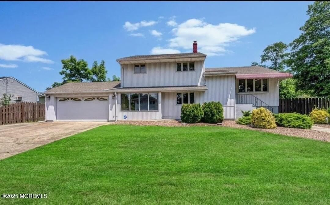 4 Coral Way - Photo 2 of 9