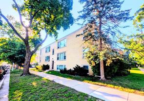 2308 W Birchwood Ave #1W - Photo 1 of 1