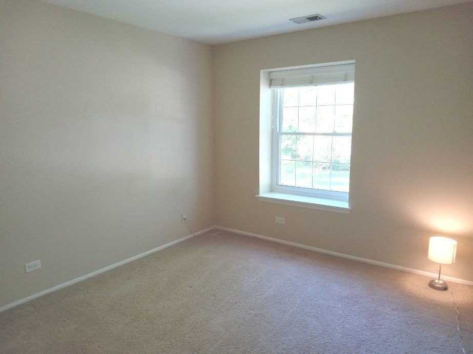 1027 Auburn Ln #1027 - Photo 7 of 21