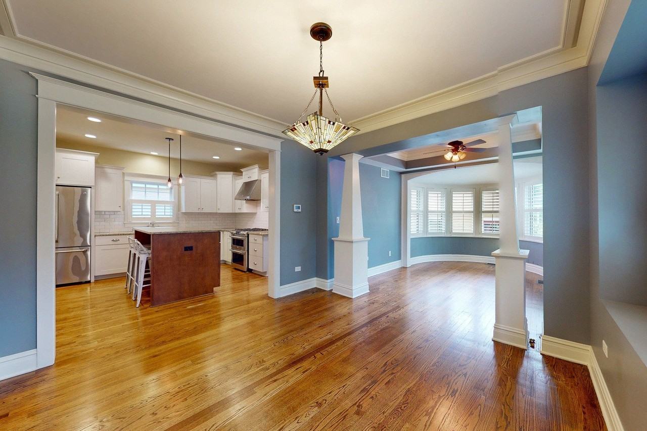 523 Prairie St - Photo 6 of 39