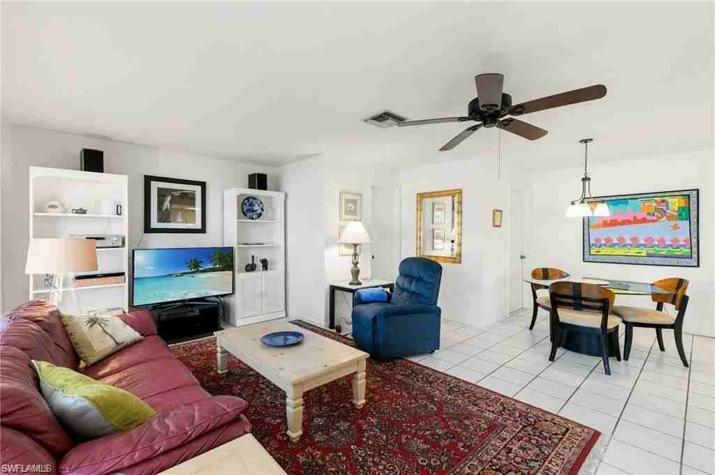751 Orchid Ct - Photo 6 of 37