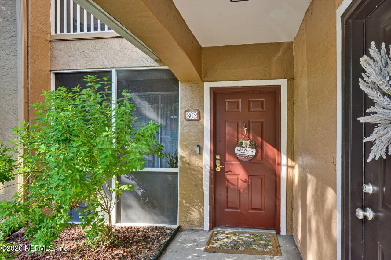 10075 Gate Pkwy N #302