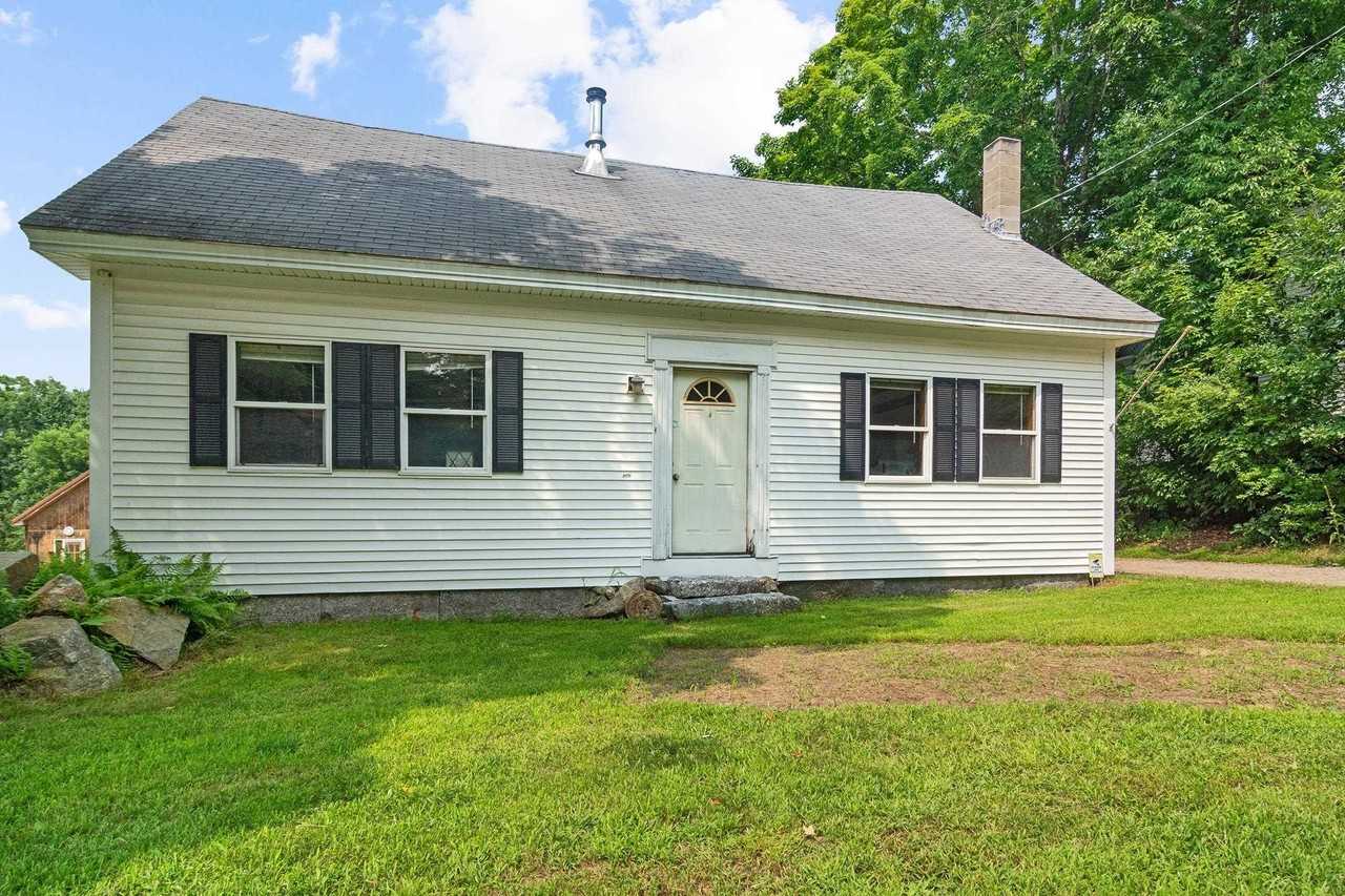 144 Meredith Center Rd - Photo 2 of 36