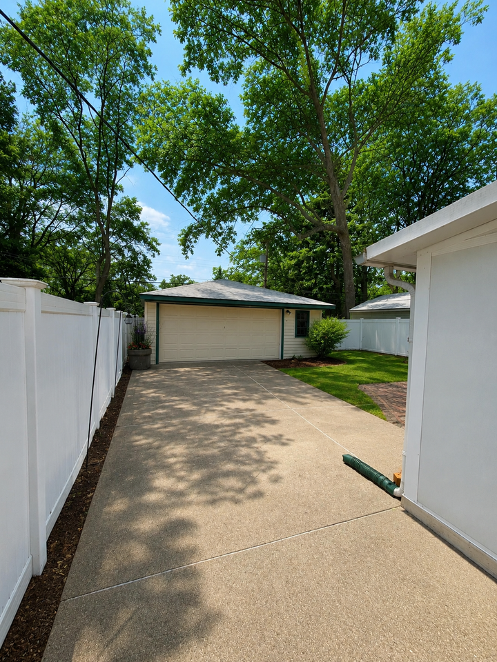 24739 Colgate St #1 - Photo 3 of 36