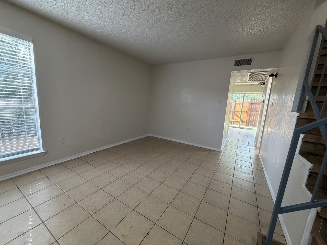 6828 Brentwood Stair Rd - Photo 7 of 17