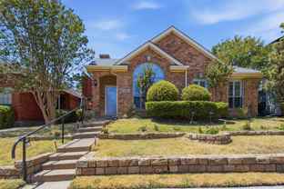 923 Newport Dr - Photo 1 of 1