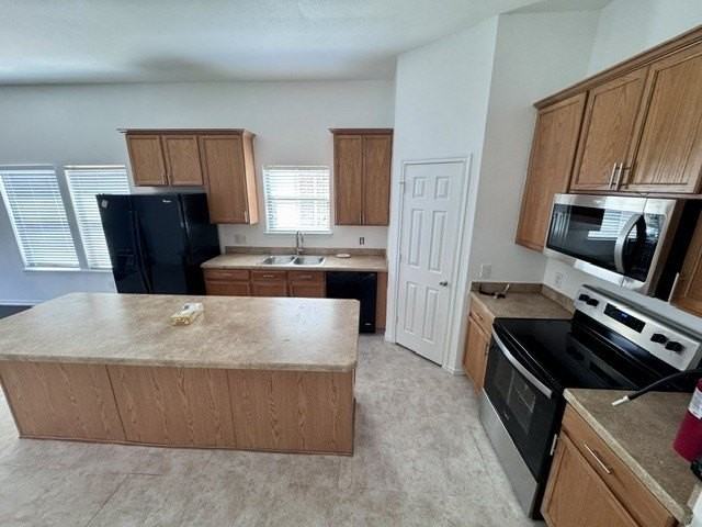 1613 Castle Creek Dr - Photo 7 of 21