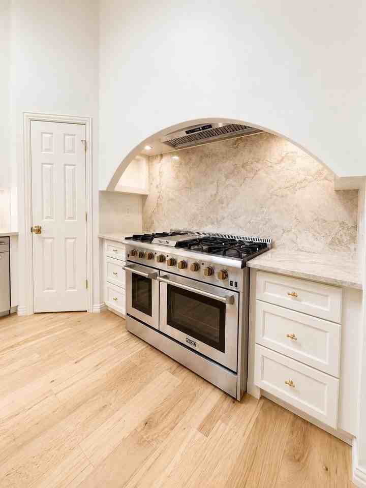 18283 Meandering Way - Photo 4 of 25