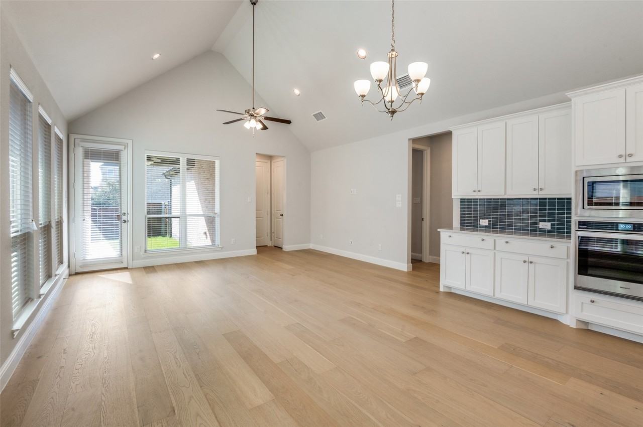 15621 Fringe Tree Rd - Photo 5 of 18