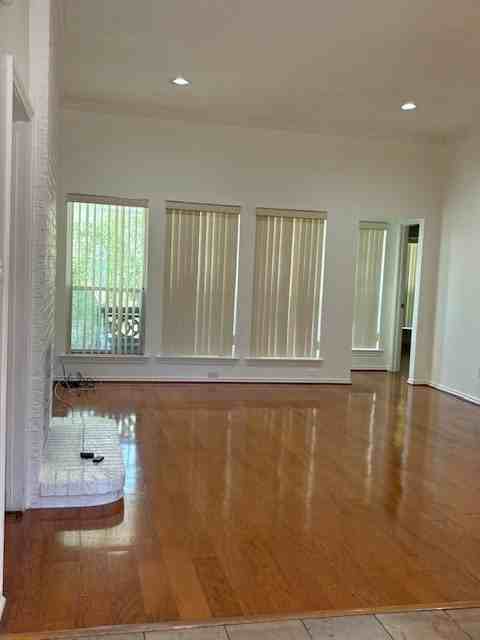 6051 Mapleshade Ln - Photo 3 of 19