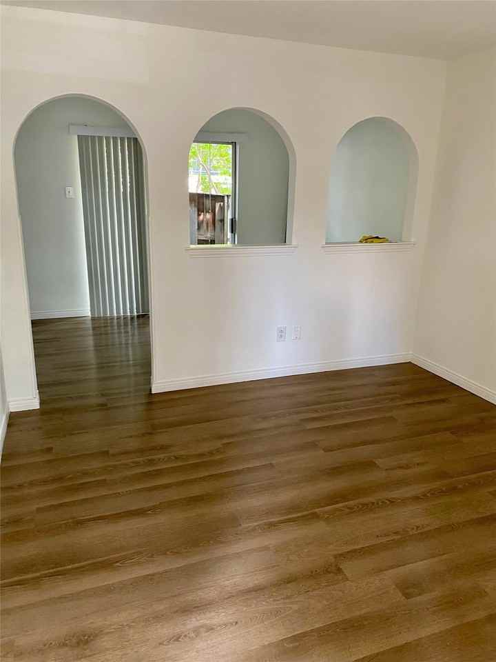 15922 Stillwood St #1074 - Photo 6 of 13