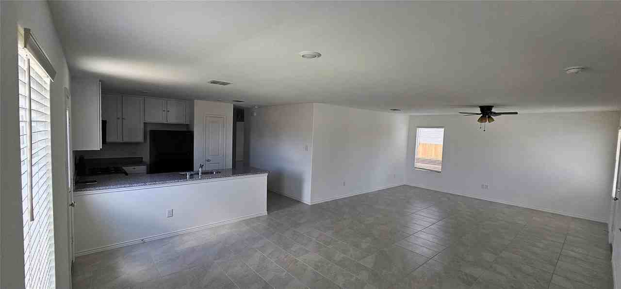 9205 Grackle Pl - Photo 4 of 35