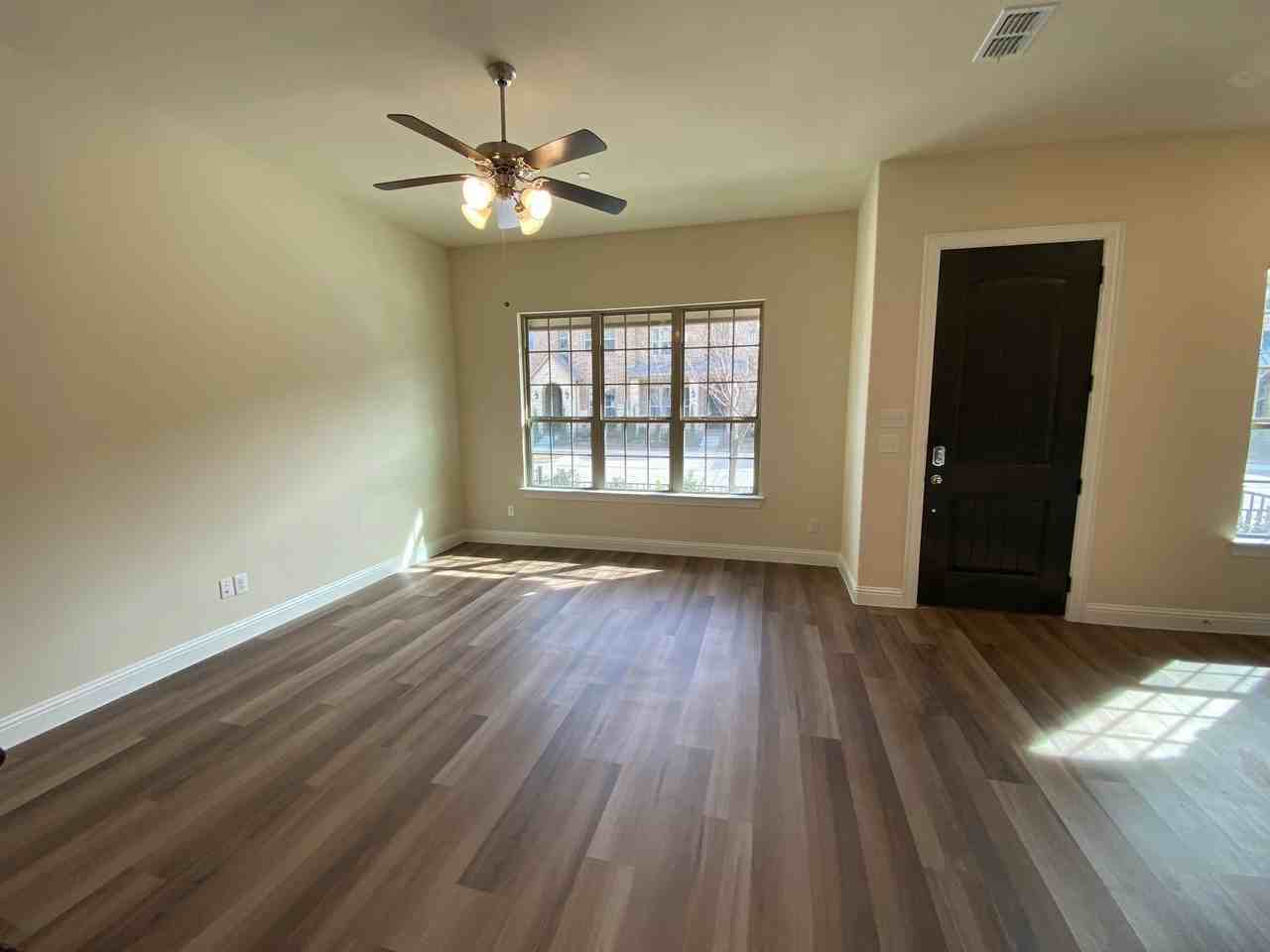 6245 Rainbow Valley Pl - Photo 2 of 21