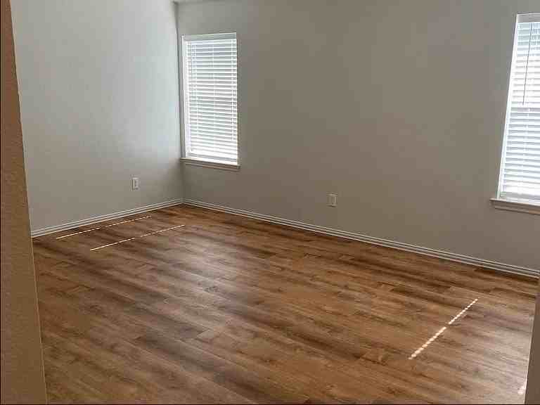 116 Lipan St - Photo 6 of 9