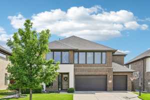 featured image of 787 Benalla Dr