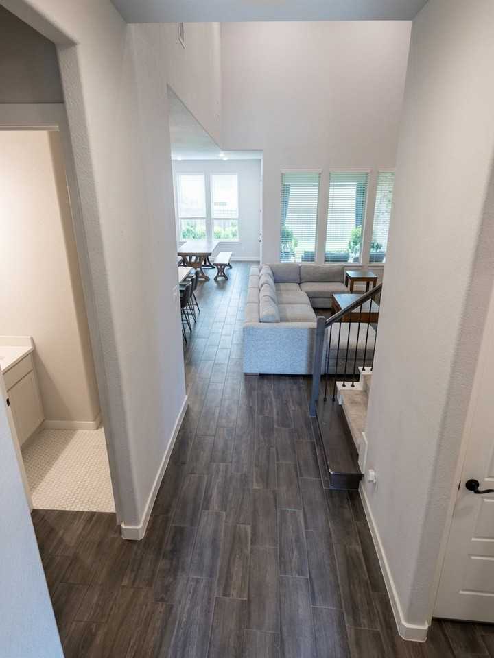 1708 Birch St - Photo 2 of 40