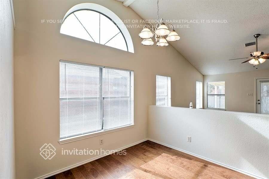 1504 Mountain Side Dr - Photo 7 of 18