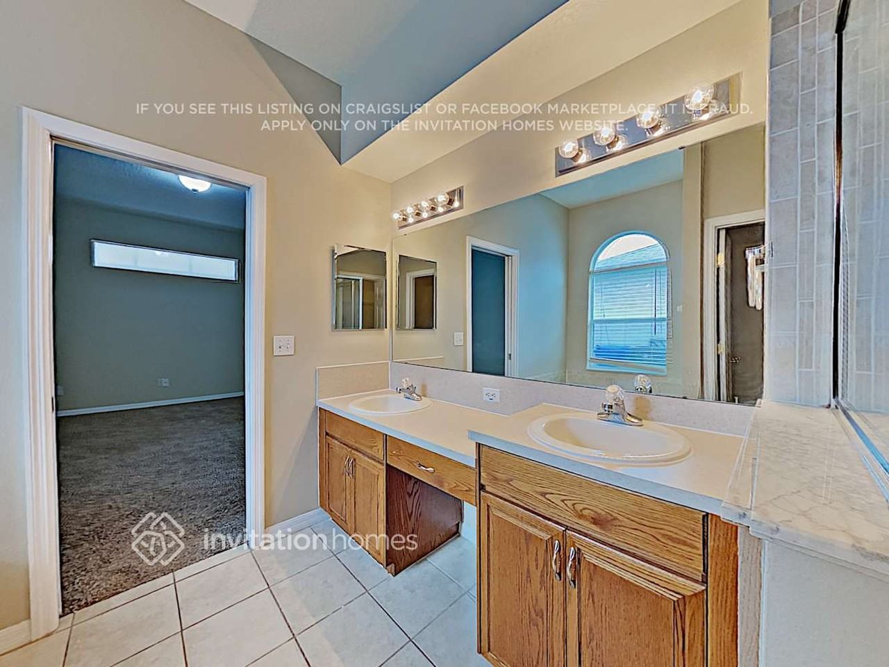 1108 Barclay Wood Dr - Photo 7 of 11
