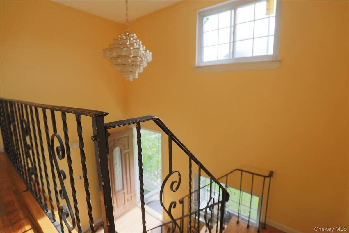 19 Balin Ave - Photo 7 of 12
