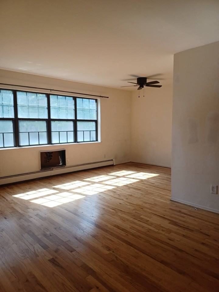 15600 78th St #1 - Photo 5 of 14