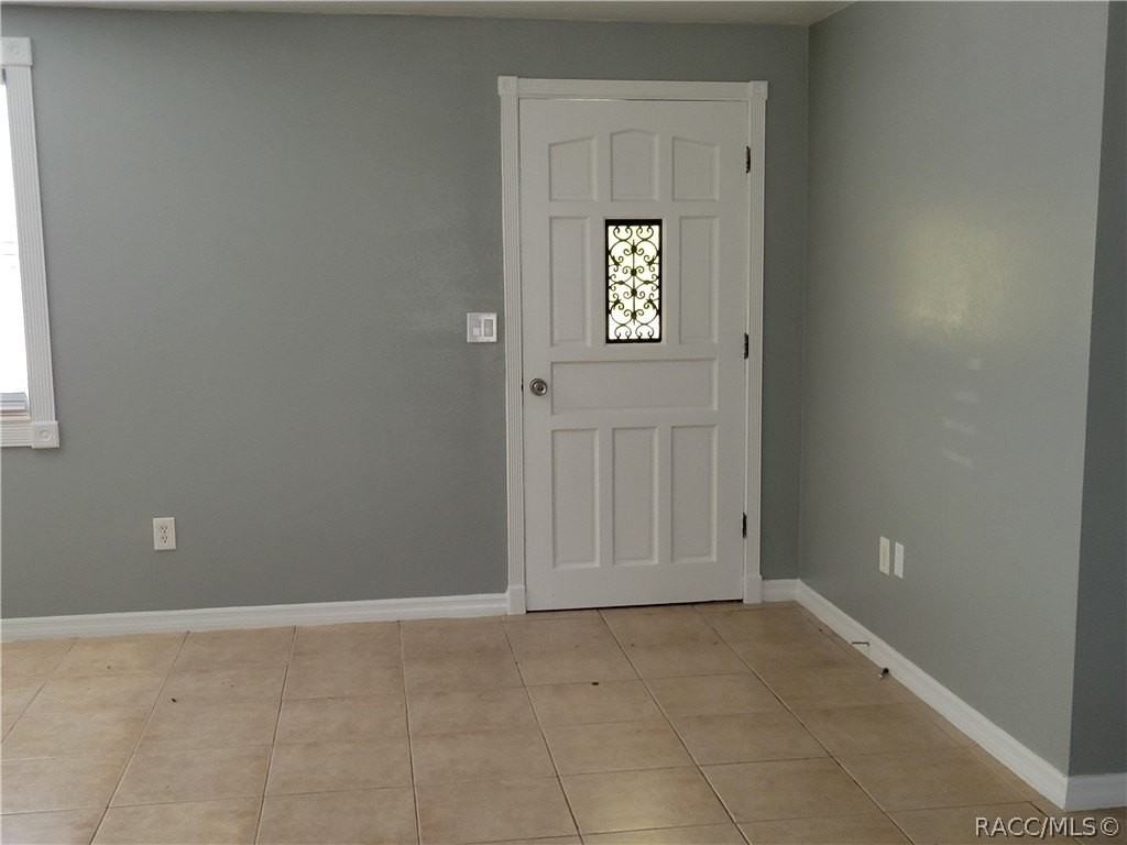 9482 N Citrus Springs Blvd - Photo 3 of 15