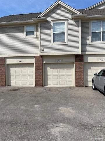 1905 Flagstone Cir - Photo 2 of 30