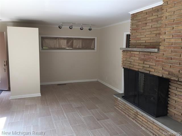 2663 Colonial Way - Photo 5 of 26
