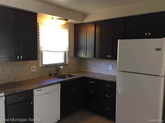 2663 Colonial Way - Photo 7 of 26