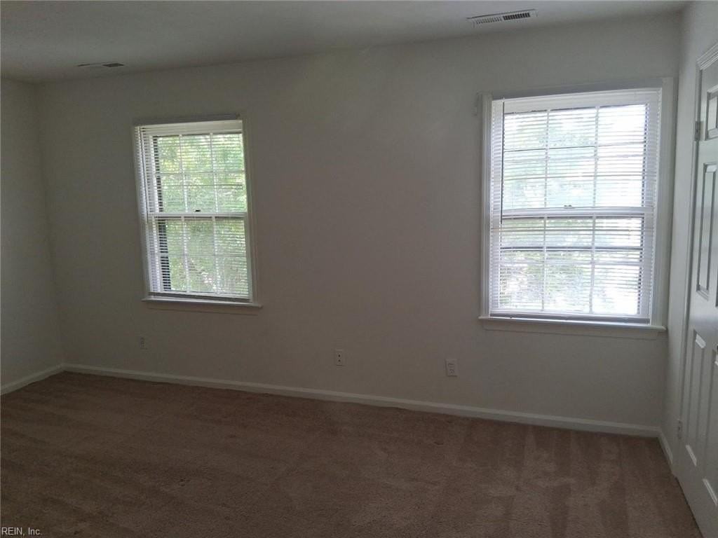 216 Weller Blvd - Photo 6 of 11