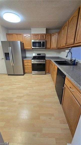 605 Sheafe Ct - Photo 4 of 30