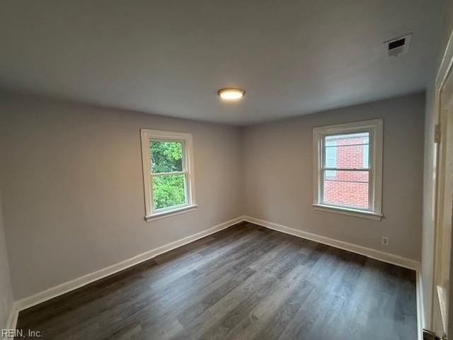 1101 Redgate Ave #4 - Photo 6 of 10