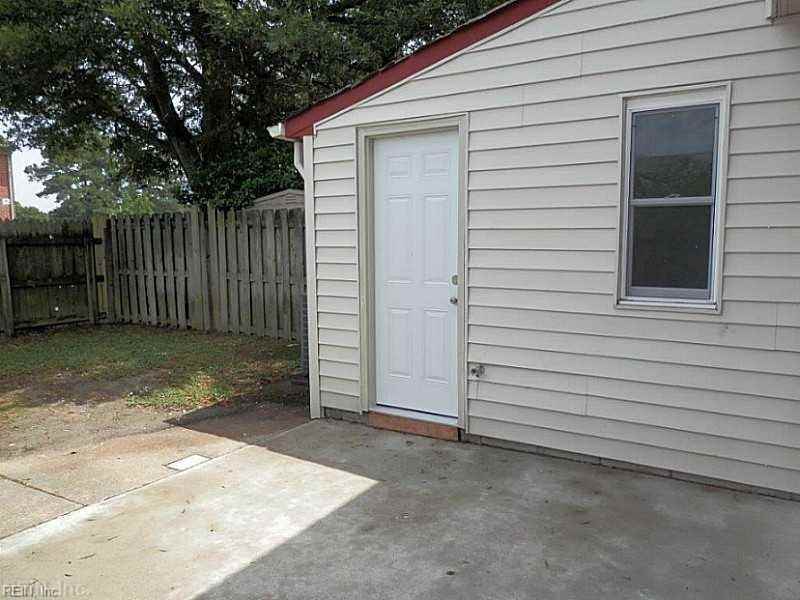 734 Biltmore Dr - Photo 5 of 6