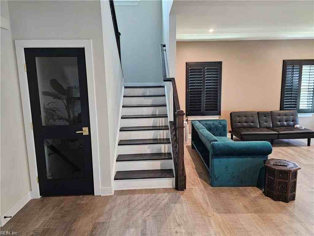 9541 Viburnum Dr - Photo 5 of 7