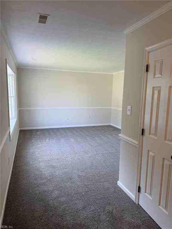 724 Pilot House Dr - Photo 4 of 17