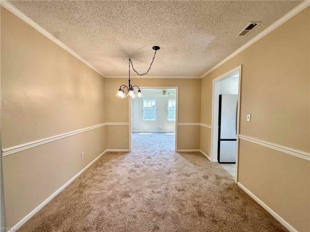 3833 Forrester Ln - Photo 3 of 12