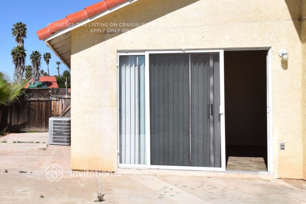 29524 Kanan Rd - Photo 5 of 6