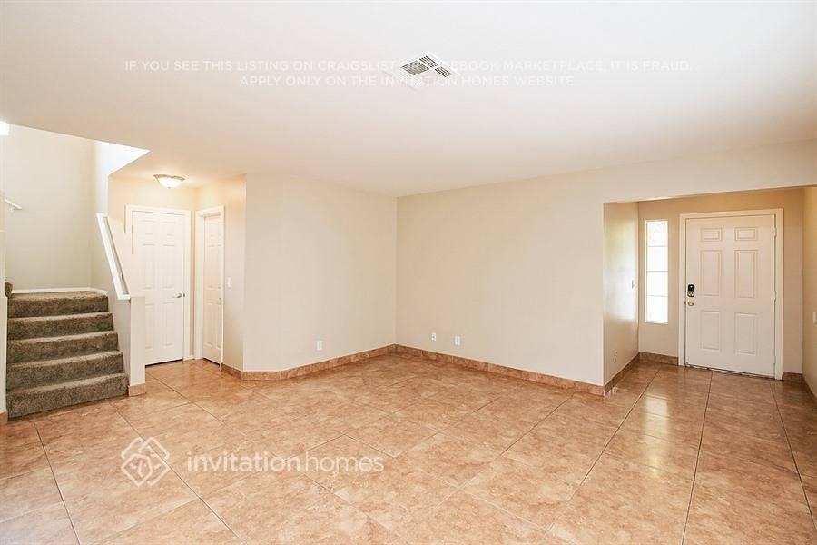 1628 Sun Canyon Ct - Photo 2 of 20